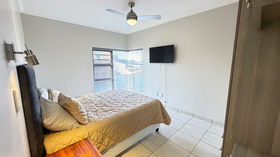 4 Bedroom Property for Sale in Hartenbos Heuwels Western Cape